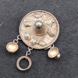 Sweet 1940s Vintage Mexican Sombrero with Dangling Charms .925 Silver
